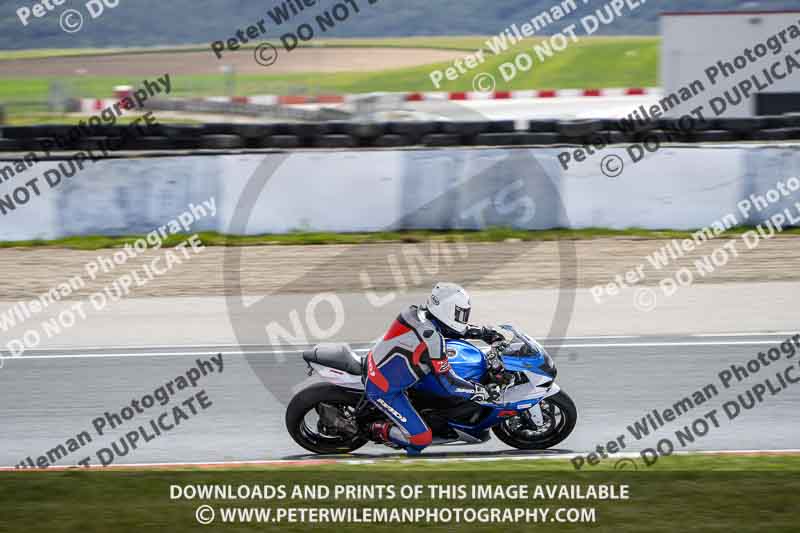 cadwell no limits trackday;cadwell park;cadwell park photographs;cadwell trackday photographs;enduro digital images;event digital images;eventdigitalimages;navarra;no limits trackdays;peter wileman photography;racing digital images;trackday digital images;trackday photos